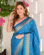 Woven Saree with Contrast Zari Border & Tassels - Image 5