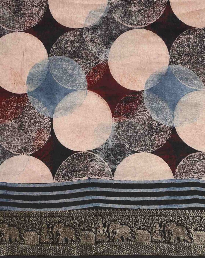 Handblock Bagru Print Handwoven Saree with Contrast Border - Image 4