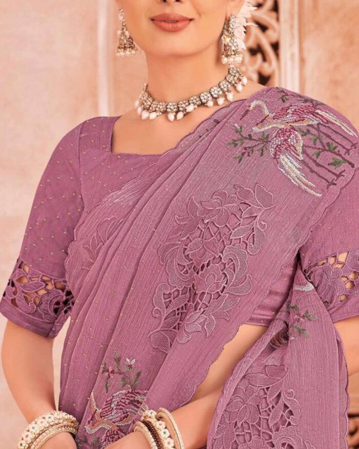 Women Silk Traditional Saree - Image 3